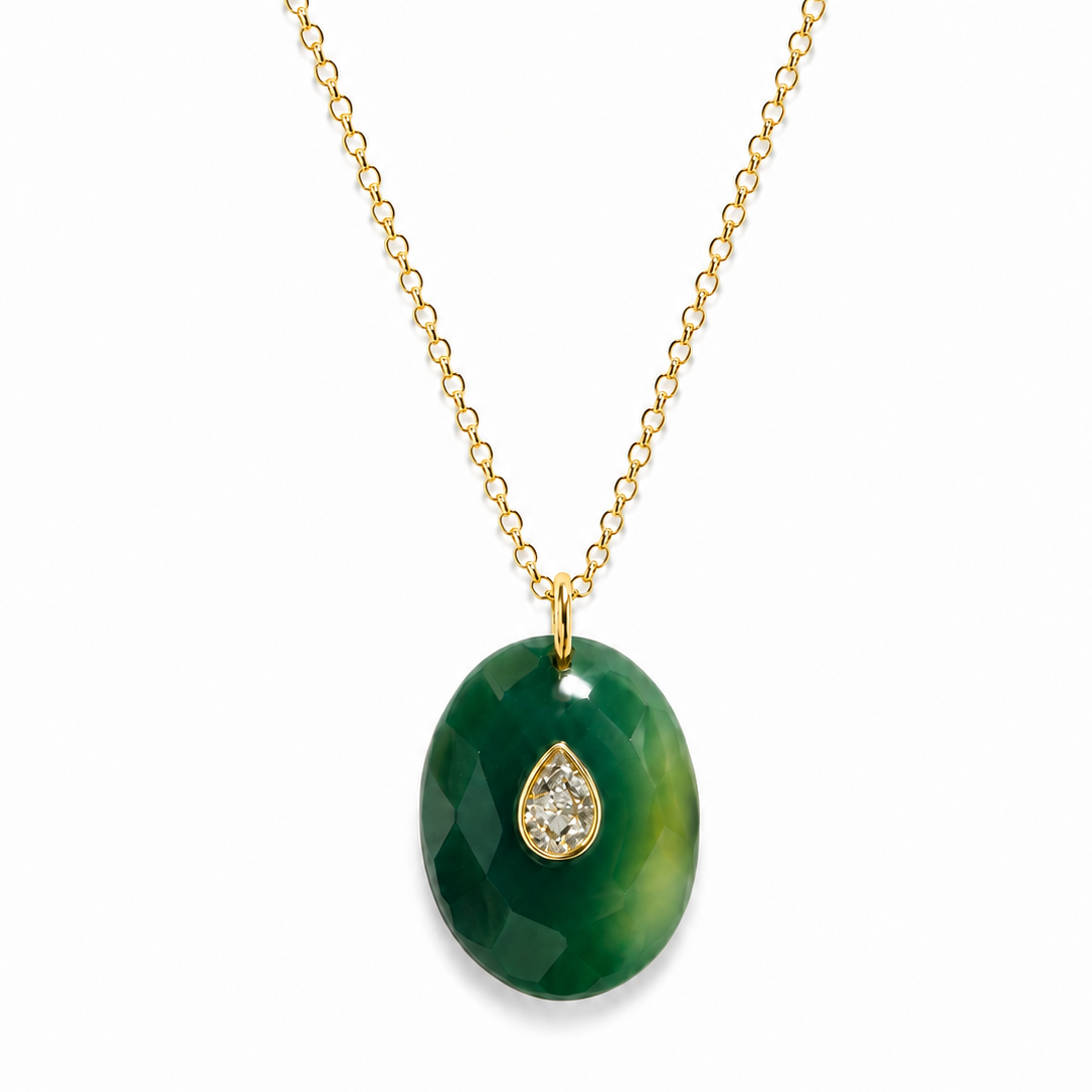 Jade Pendant with Pearshape Diamond