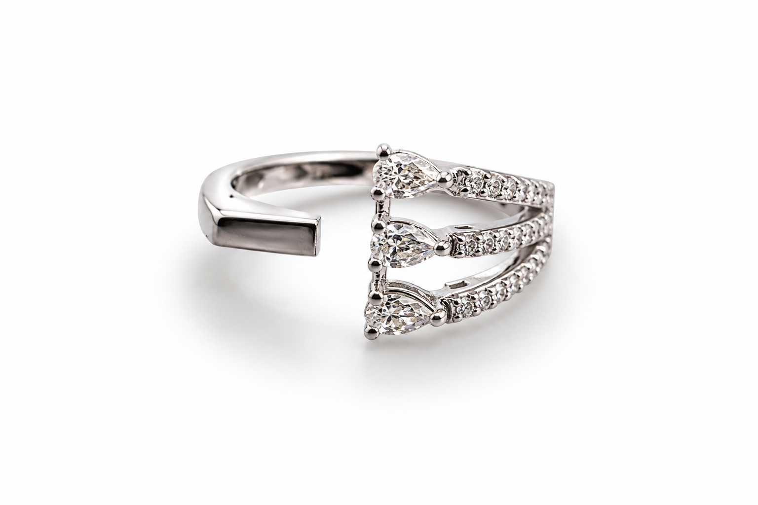Open Ring Pearshape Trio