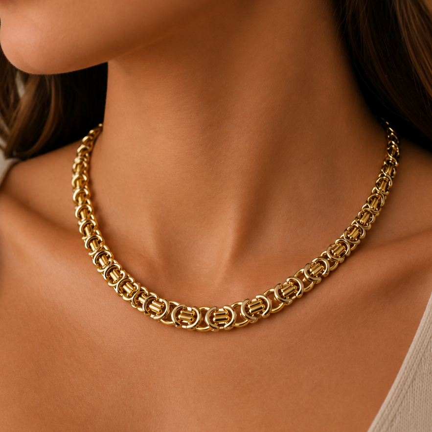 Interlocking White & Yellow Necklace