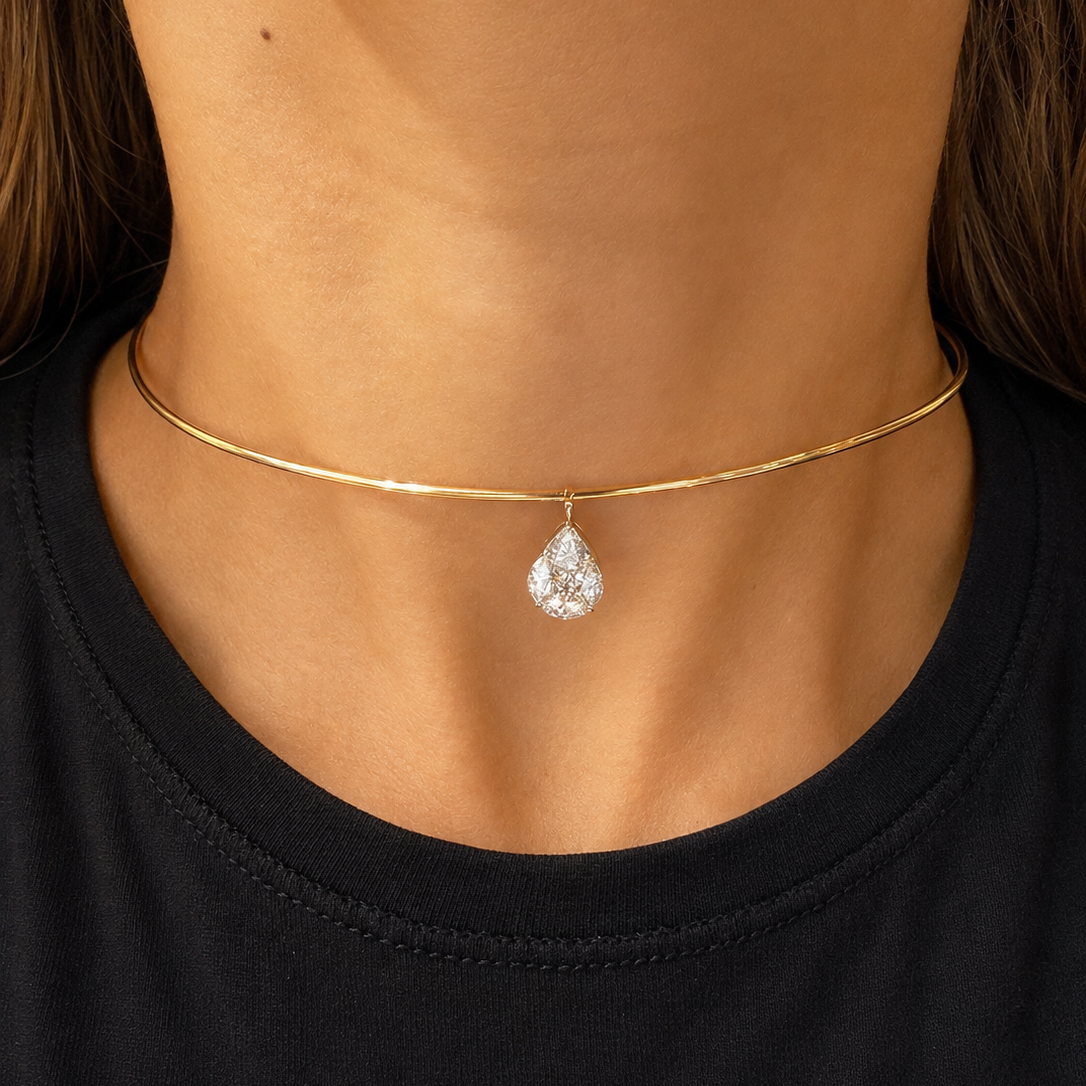 Choker with Pearshape Diamonds