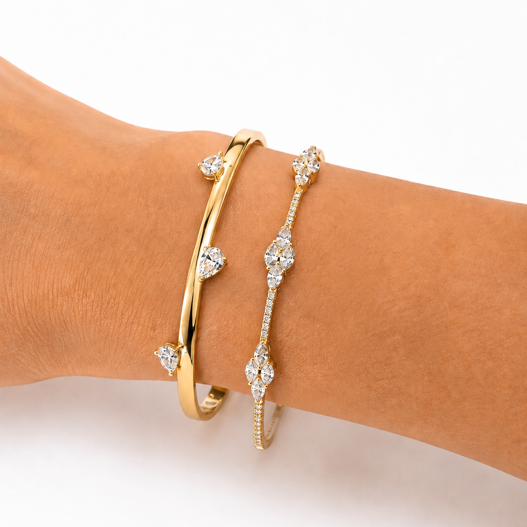 Wave Bracelet with Pearshapes