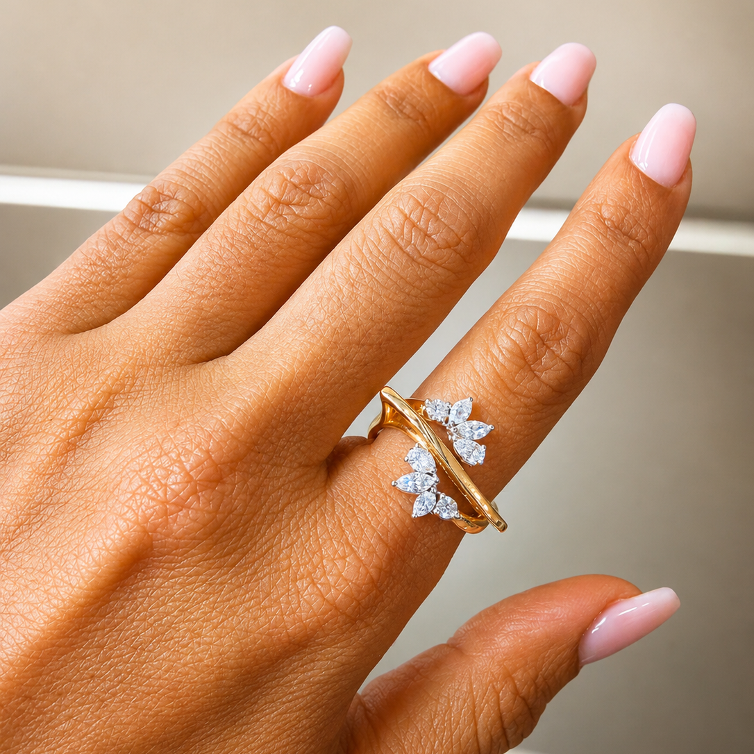 The Cross-over Ring